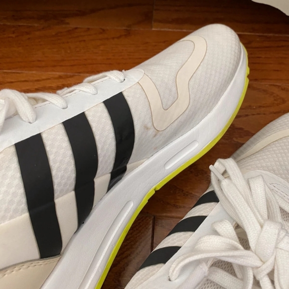 White Adidas Sneakers - Picture 2 of 4